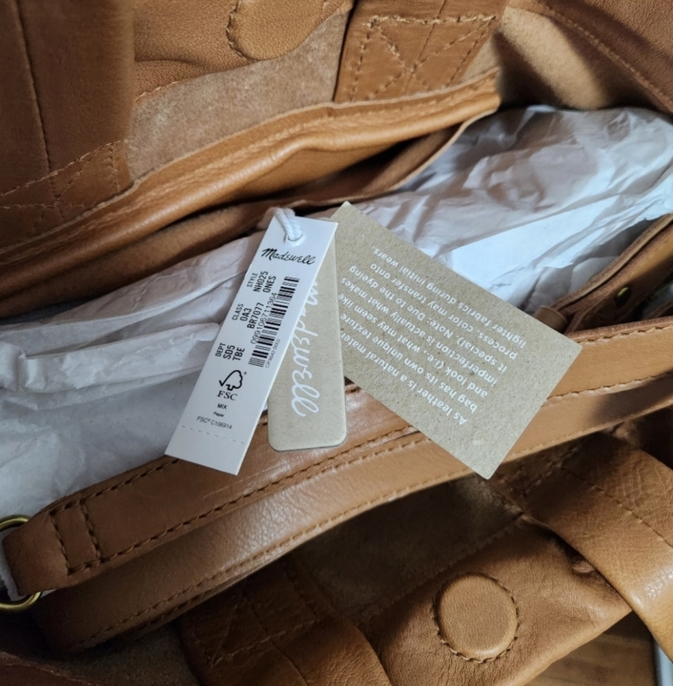 MADEWELL Piazza Leather Drawstring Handbag - Picture 10 of 11